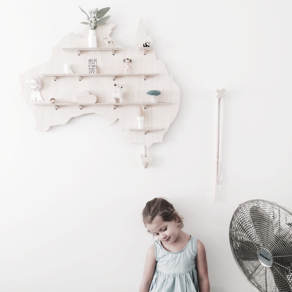 Australia Wall Shelf Treasure Board - Girl Style